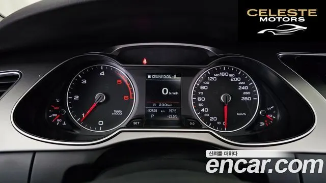 AUDI A4 2.0 TDI Quattro Dynamic 2013 — photo 8 sur 26