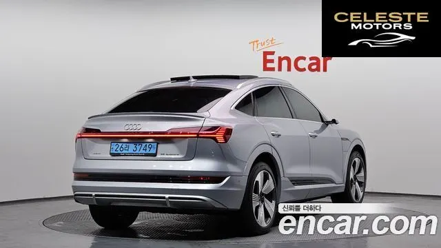AUDI e-55 Quattro Sportback 2022 — photo 2 sur 20