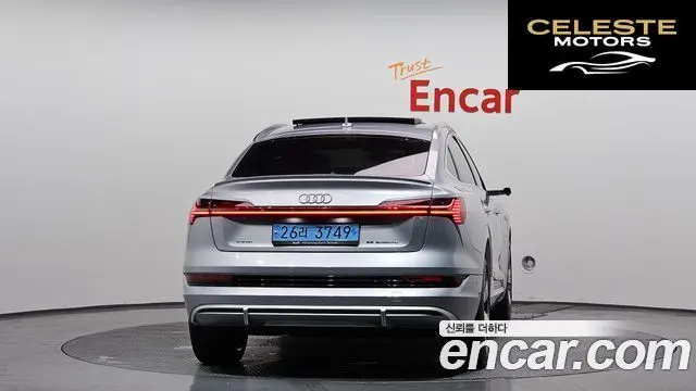 AUDI e-55 Quattro Sportback 2022 — photo 4 sur 20