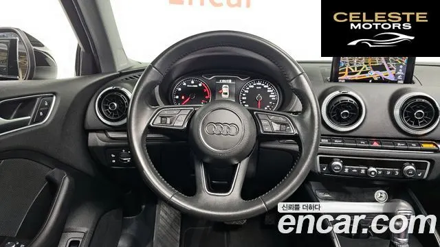 AUDI A3 40 TFSI 2018 — photo 13 sur 20