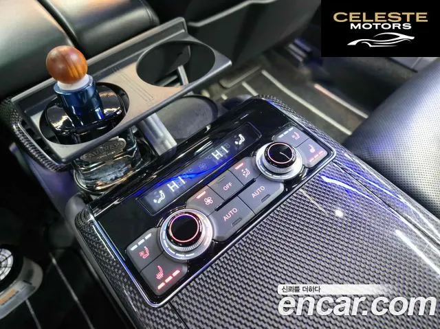AUDI S8 4.0 TFSI Quattro 2015 — photo 19 sur 26