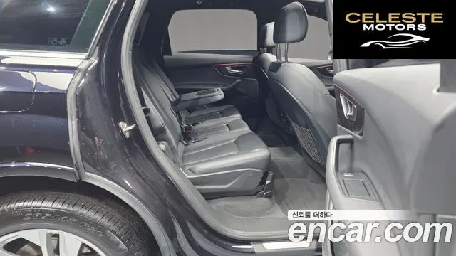 AUDI Q7 (4M) 45 TDI Quattro Premium 2021 — photo 12 sur 26