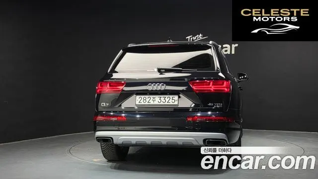 AUDI Q7 (4M) 45 TFSI Quattro 2019 — photo 4 sur 26