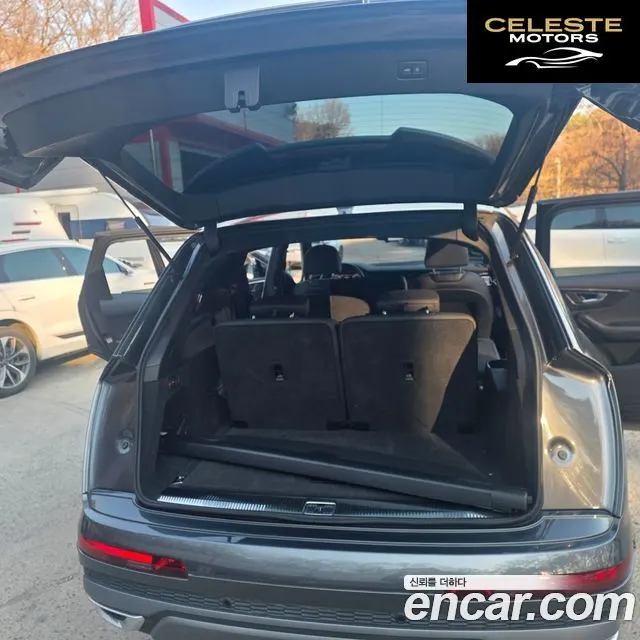 AUDI Q7 (4M) 45 TDI Quattro Premium 2022 — photo 14 sur 25