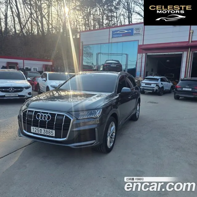AUDI Q7 (4M) 45 TDI Quattro Premium 2022 — photo 2 sur 25