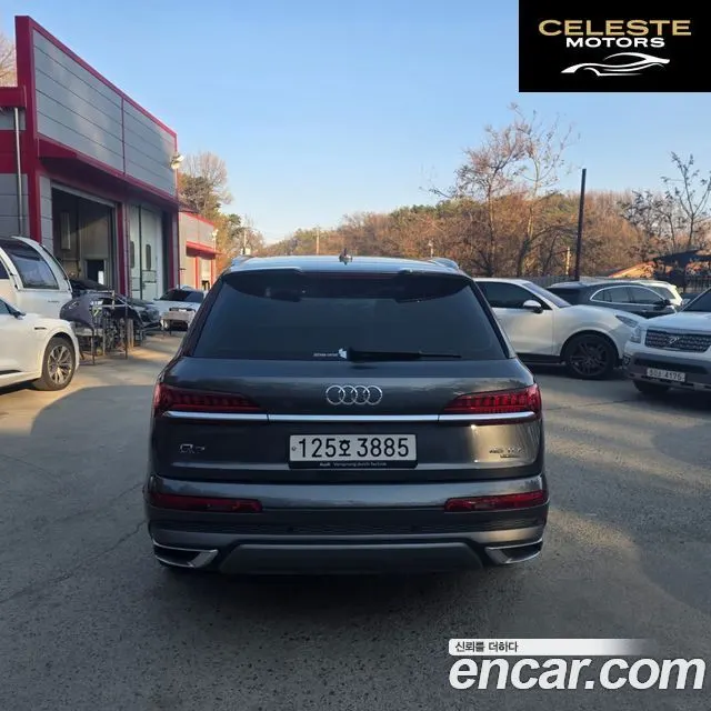 AUDI Q7 (4M) 45 TDI Quattro Premium 2022 — photo 4 sur 25