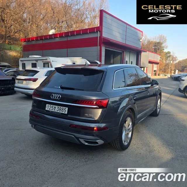AUDI Q7 (4M) 45 TDI Quattro Premium 2022 — photo 5 sur 25