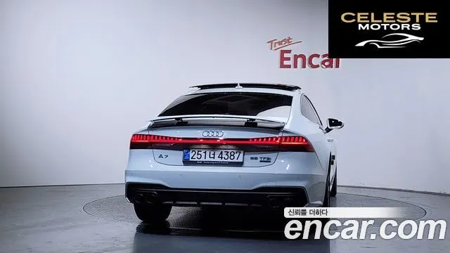 AUDI A7 (4K) 55 TFSI Quattro Premium 2020 — photo 4 sur 33