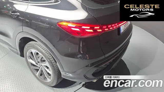 AUDI Q5 (80A) 40 TDI Quattro S Line Sportback 2025 — photo 9 sur 30
