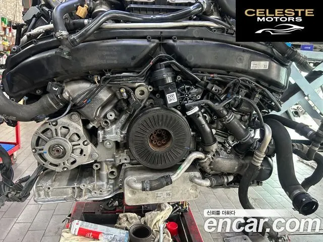 AUDI A8 60 TFSI Quattro LWB 2015 — photo 18 sur 26