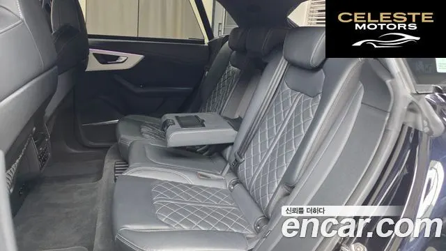 AUDI Q8 (4M) 55 TFSI Quattro Premium 2021 — photo 12 sur 20