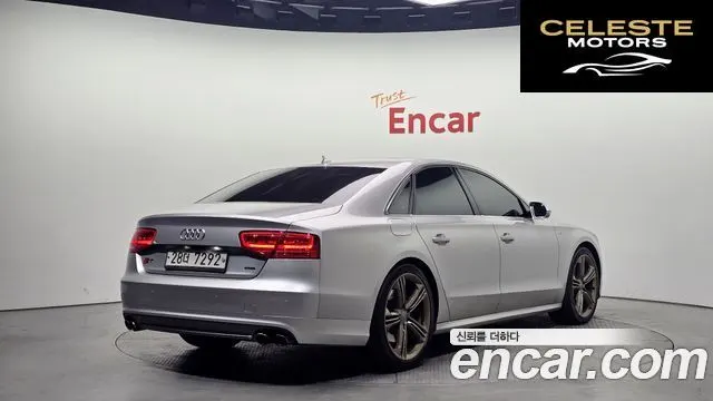 AUDI S8 4.0 TFSI Quattro 2013 — photo 2 sur 20