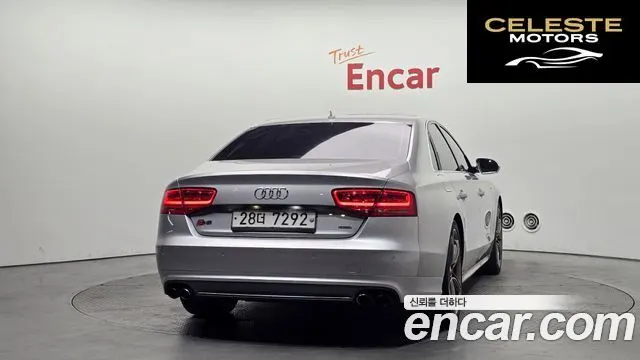 AUDI S8 4.0 TFSI Quattro 2013 — photo 4 sur 20