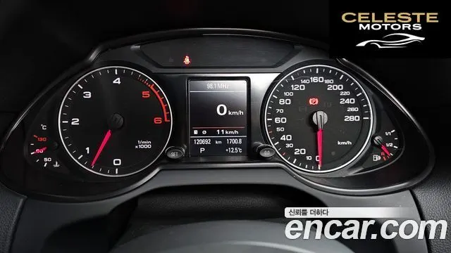 AUDI Q5 3.0 TDI Quattro 2011 — photo 8 sur 20