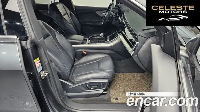 AUDI Q8 (4M) 45 TDI Quattro Premium 2021 — photo 12 sur 20