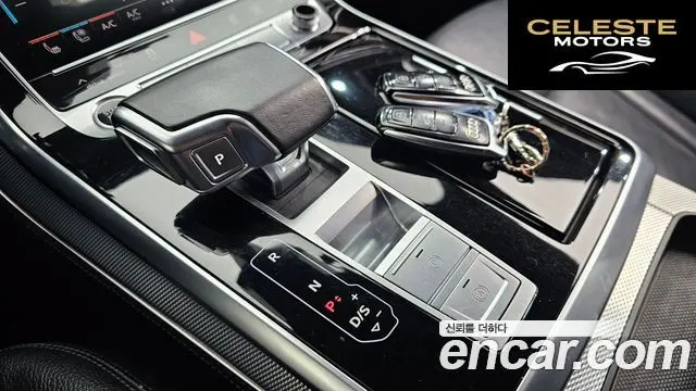 AUDI Q8 (4M) 45 TDI Quattro Premium 2021 — photo 9 sur 20