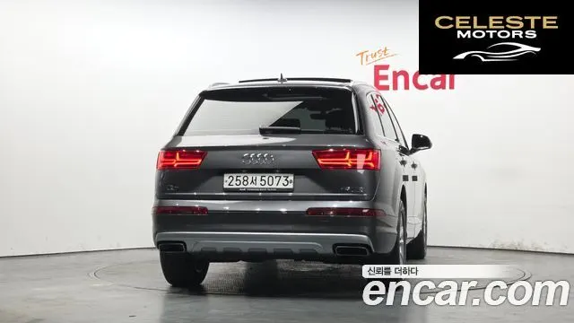 AUDI Q7 (4M) 45 TFSI Quattro 2019 — photo 4 sur 20
