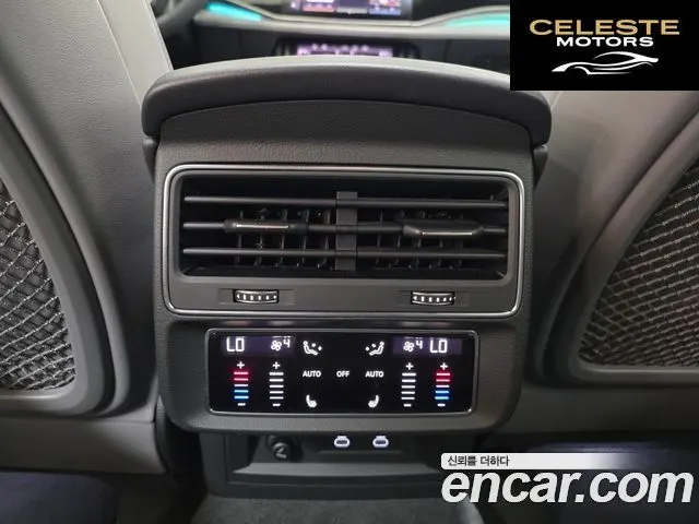 AUDI Q8 (4M) 55 TFSI Quattro Premium 2023 — photo 18 sur 26