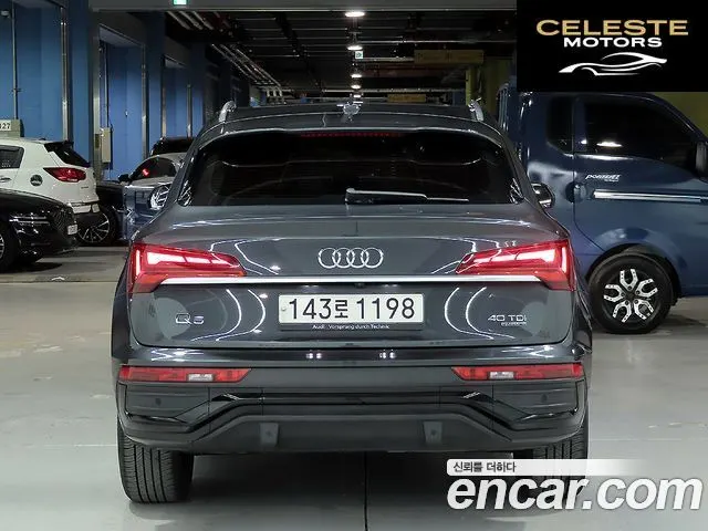 AUDI Q5 (FY) 40 TDI Quattro Sportback 2022 — photo 4 sur 26