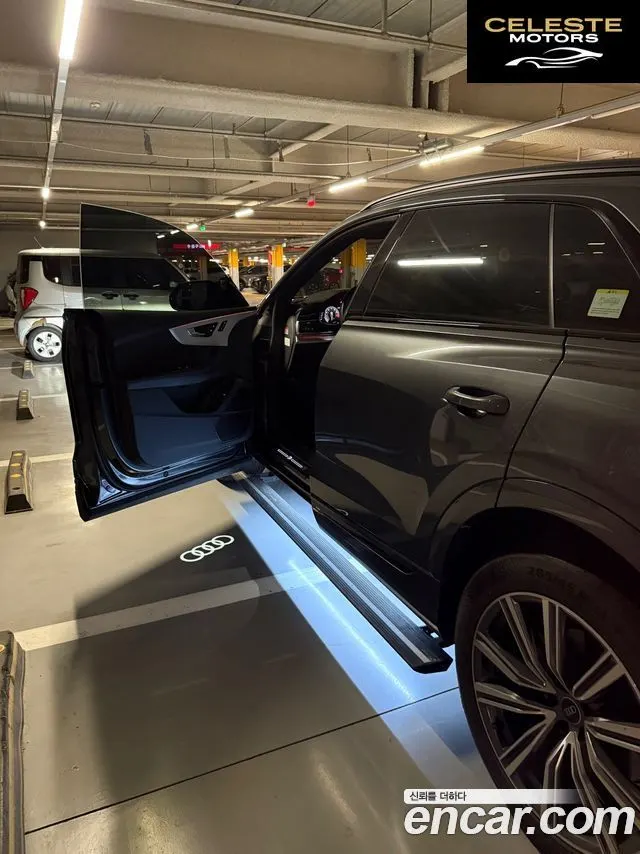 AUDI Q8 (4M) 55 TFSI Quattro Premium 2021 — photo 11 sur 12