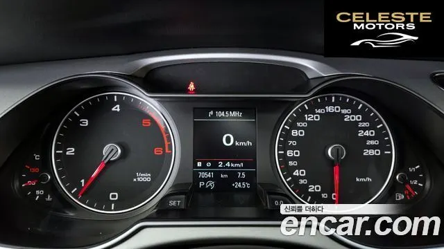 AUDI A4 30 TDI Dynamic 2015 — photo 8 sur 20
