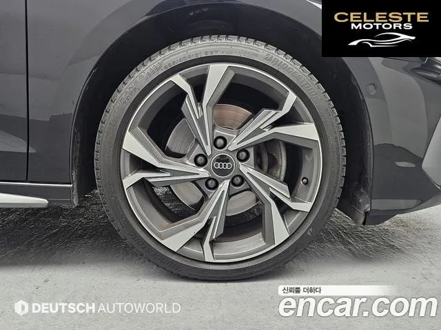 AUDI A3 (8Y) 40 TFSI Premium 2023 — photo 5 sur 26