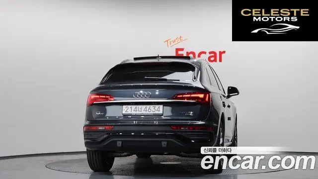 AUDI Q5 (FY) 45 TFSI Quattro Sportback 2023 — photo 4 sur 20