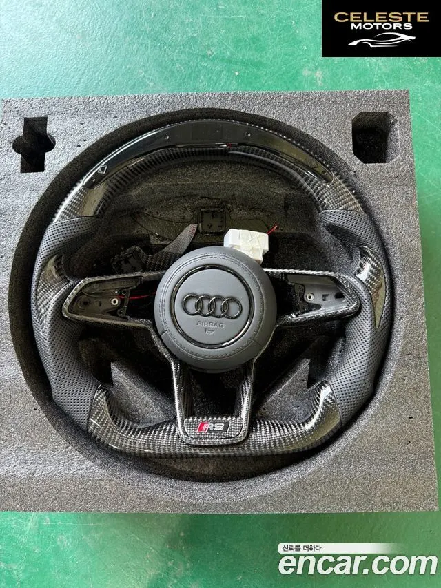 AUDI R8 (4S) 5.2 V10 Plus Coupé 2017 — photo 4 sur 11