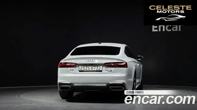 AUDI A5 (F5) 40 TDI Quattro Premium Sportback 2021 — photo 4 sur 20