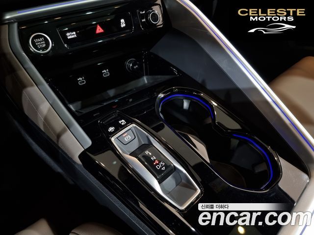 AUDI Q5 (80A) 40 TDI Quattro S Line 2025 — photo 9 sur 26