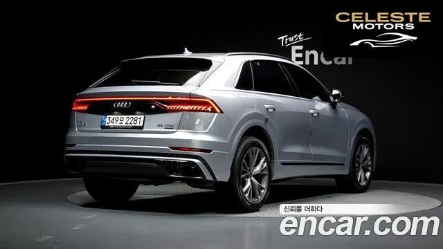 AUDI Q8 (4M) 55 TFSI Quattro Premium 2022 — photo 2 sur 20