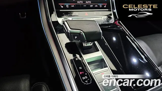 AUDI Q8 (4M) 55 TFSI Quattro Premium 2021 — photo 9 sur 20