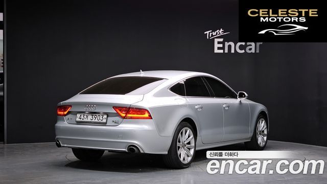 AUDI A7 3.0 TFSI Quattro Dynamic 2012 — photo 2 sur 20