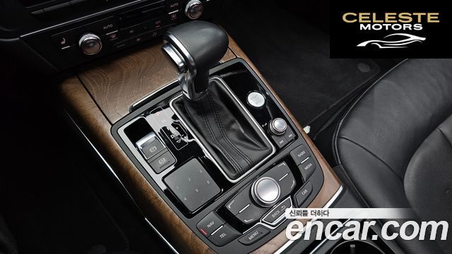 AUDI A7 3.0 TFSI Quattro Dynamic 2012 — photo 9 sur 20