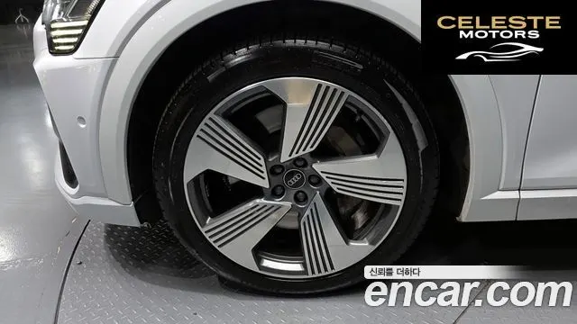 AUDI e-55 Quattro Sportback 2021 — photo 5 sur 20