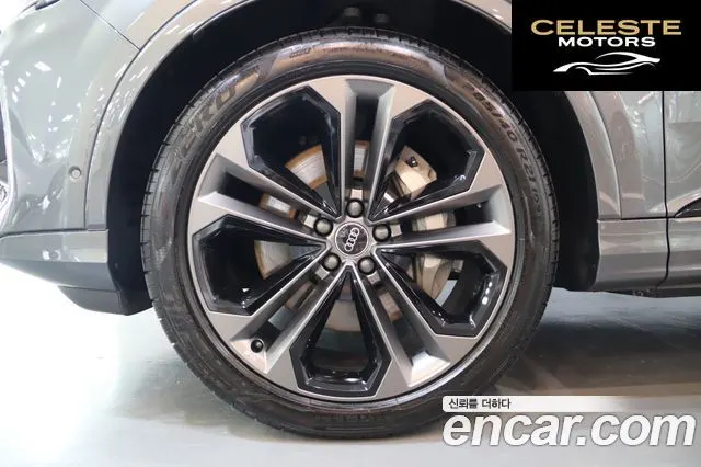 AUDI Q7 (4M) 55 TFSI Quattro Premium 2025 — photo 5 sur 26