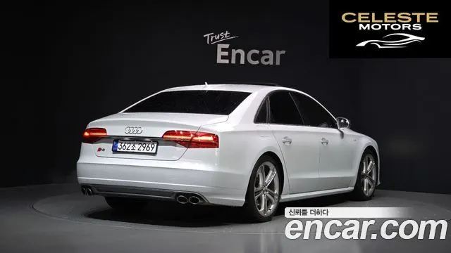 AUDI S8 4.0 TFSI Quattro 2015 — photo 2 sur 20