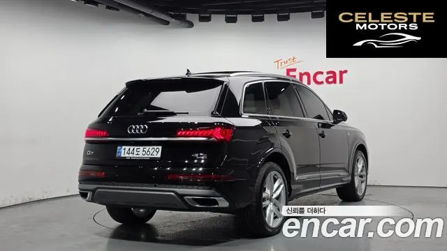 AUDI Q7 (4M) 45 TDI Quattro Premium 2023 — photo 2 sur 20