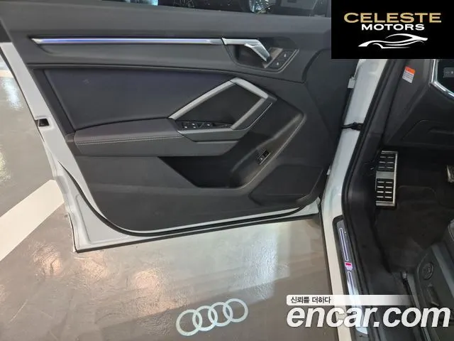 AUDI Q3 (F3) 35 TDI Premium Sportback 2020 — photo 13 sur 26