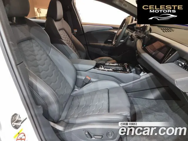 AUDI A6 e-Performance S Line 2025 — photo 24 sur 26