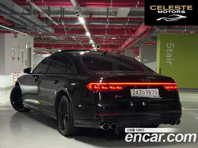 AUDI S8 (D5) 4.0 TFSI Quattro LWB 2020 — photo 2 sur 26