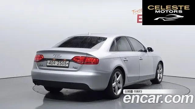 AUDI A4 2.0 TFSI Quattro Dynamic 2010 — photo 2 sur 31