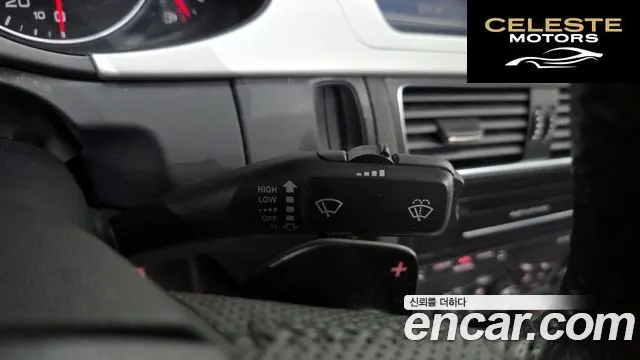 AUDI A4 2.0 TFSI Quattro Dynamic 2010 — photo 28 sur 31