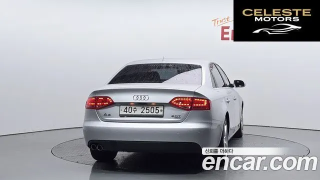 AUDI A4 2.0 TFSI Quattro Dynamic 2010 — photo 4 sur 20
