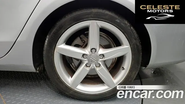 AUDI A4 2.0 TFSI Quattro Dynamic 2010 — photo 5 sur 20