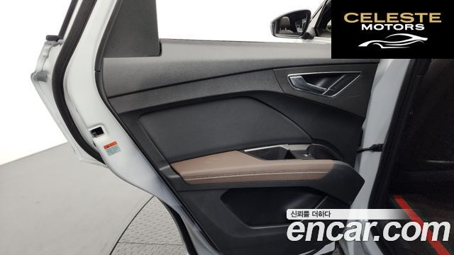 AUDI Q4 e-(F4) 45 Premium 2025 — photo 14 sur 36