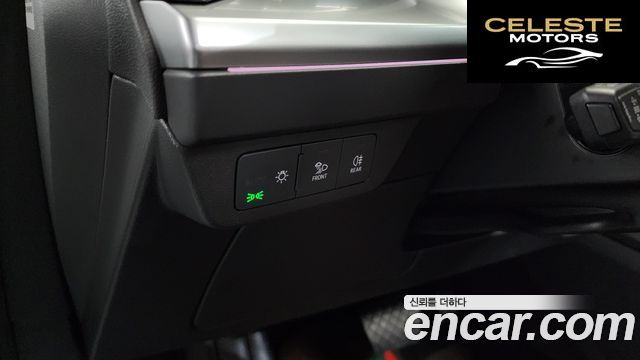 AUDI Q4 e-(F4) 45 Premium 2025 — photo 27 sur 36