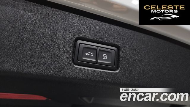 AUDI Q4 e-(F4) 45 Premium 2025 — photo 30 sur 36