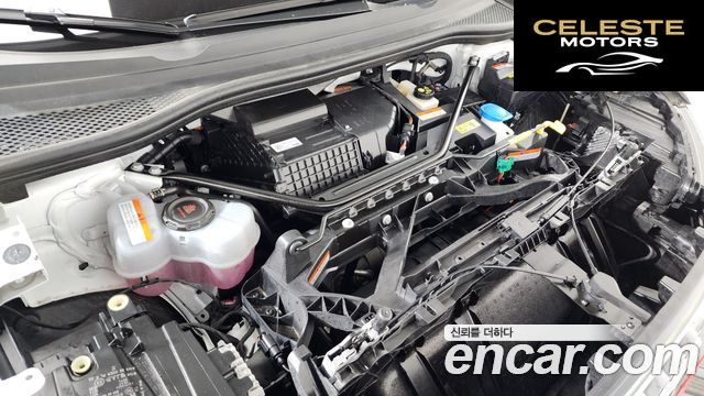 AUDI Q4 e-(F4) 45 Premium 2025 — photo 5 sur 36