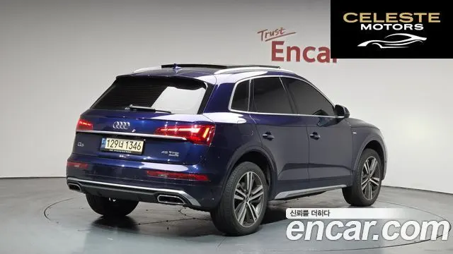 AUDI Q5 (FY) 45 TFSI Quattro Premium 2021 — photo 2 sur 20